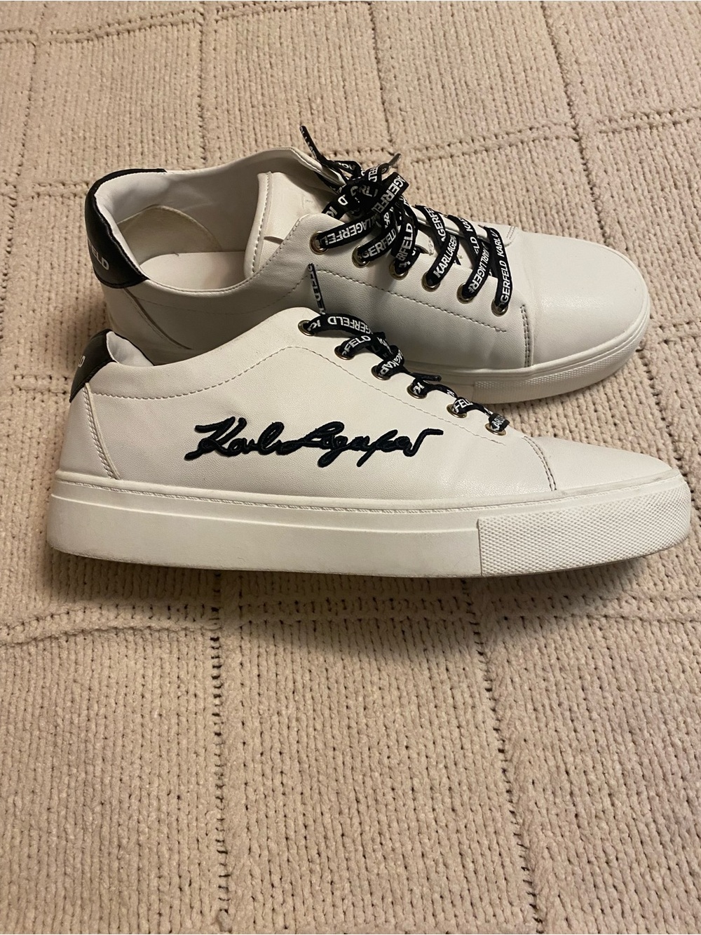 Karl Lagerfeld White Sneakers with Black Script Detail